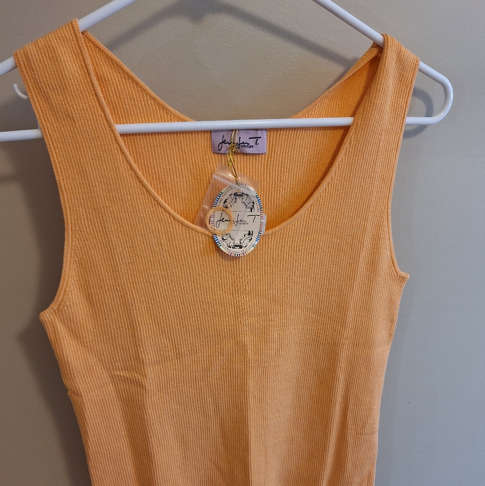 Jennifer T Knit Couture mango colored rib tank, new with tags